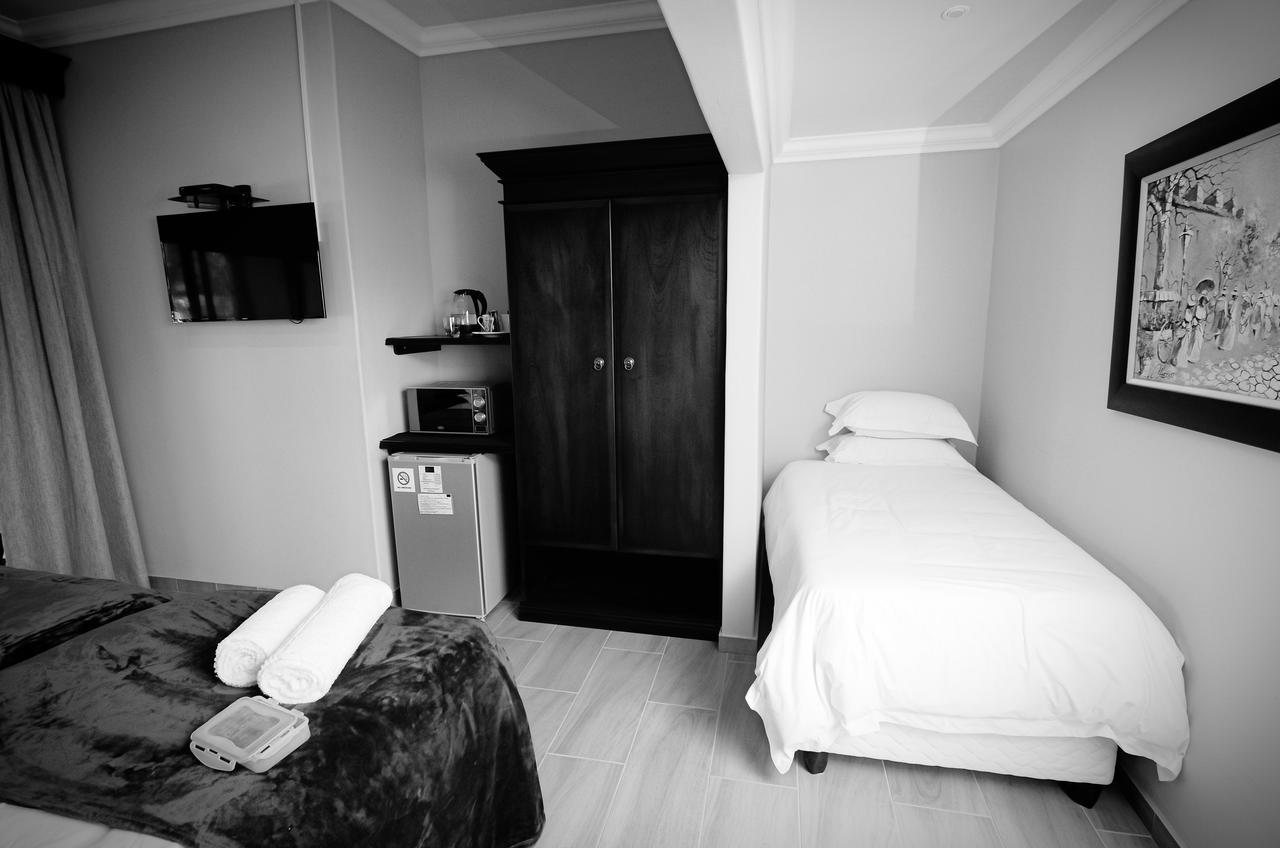 Abella Bed And Breakfast Vryburg Exterior foto